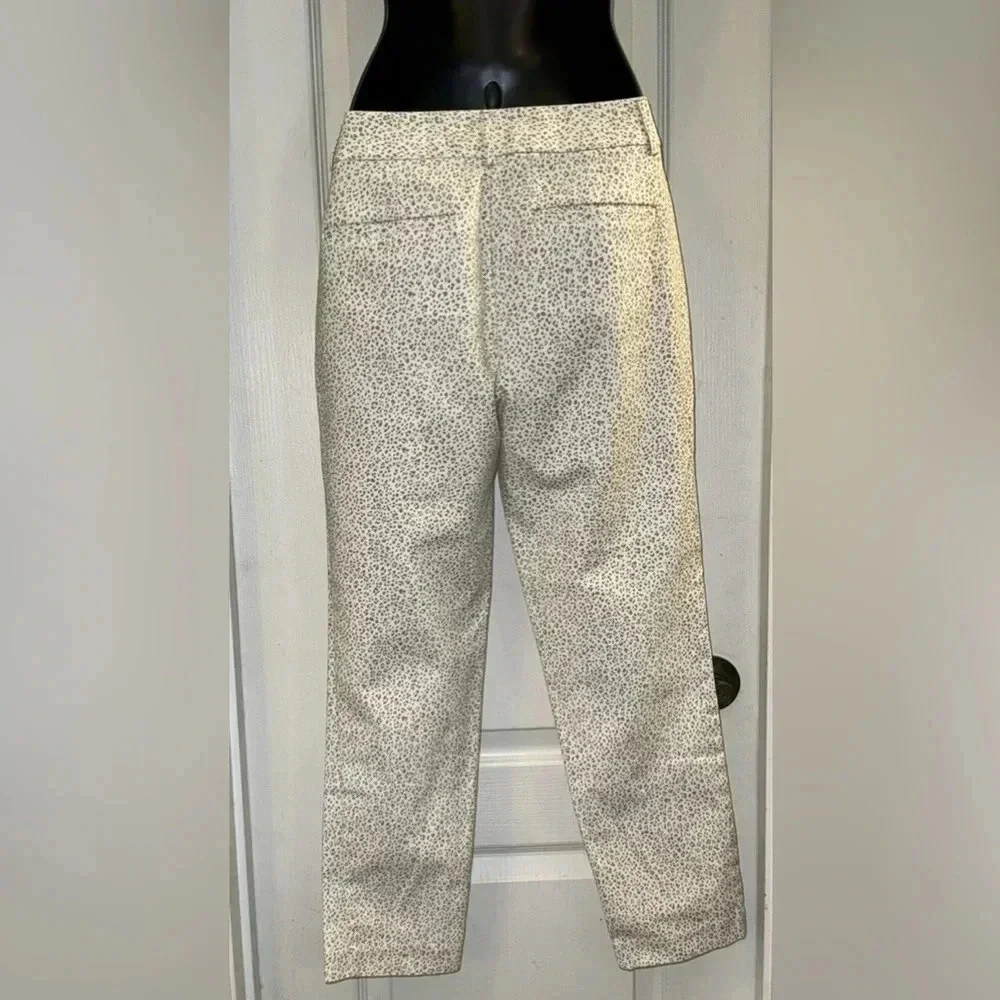 Liz Claiborne white and tan pants